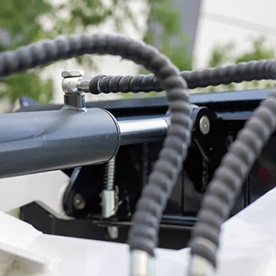 Minicargadora sobre ruedas S360