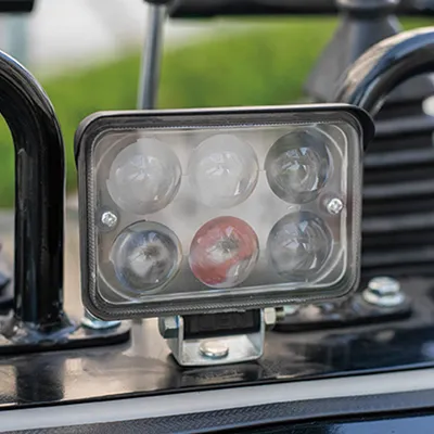 Minicargadora sobre ruedas S360