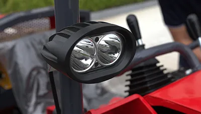 Minicargadora sobre ruedas S390