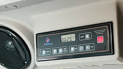 Excavadora sobre ruedas ST609W