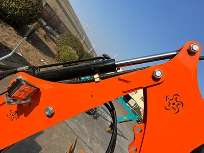 Miniexcavadora diésel sobre orugas KV08