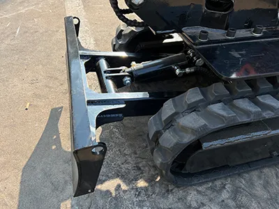 Miniexcavadora diésel sobre orugas KV08