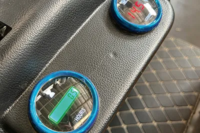 Miniexcavadora diésel sobre orugas KV12/12 Plus